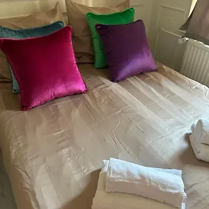Bed & Breakfast Cosy By Mandy, Amsterdam