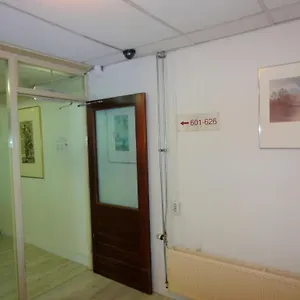 Budget Hostel Bargain Toko Ostello