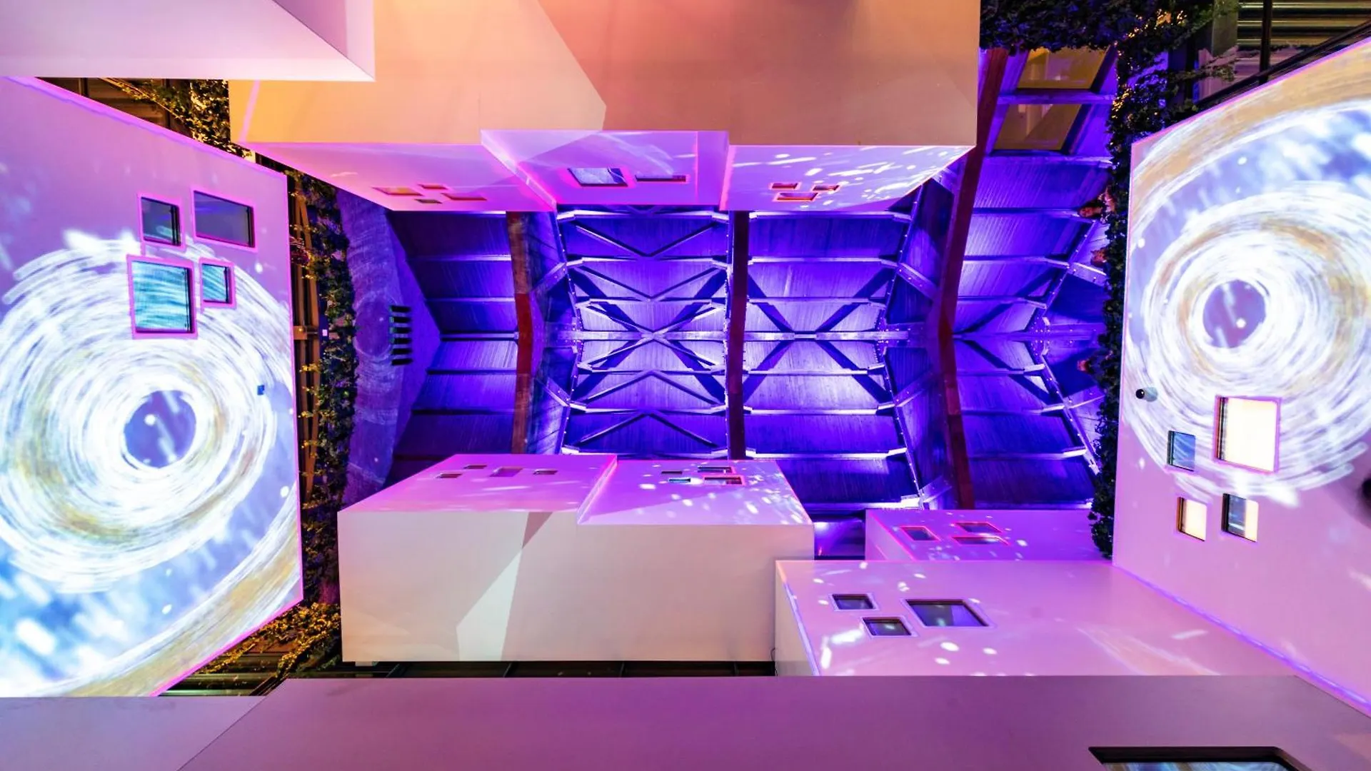 Bunk Hostel Amsterdam