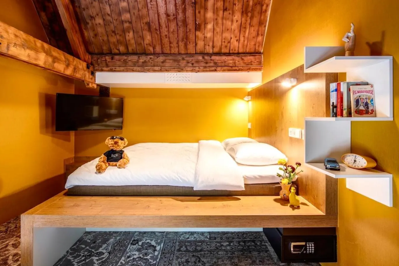 Bunk Hostel Amsterdam