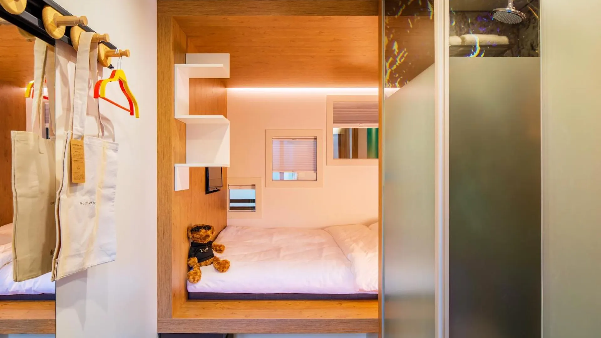 Bunk Hostel Amsterdam
